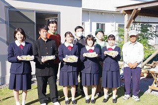 指宿市立指宿商業高等学校 3年生課題研究「地域活性化プロジェクト」グループの取組